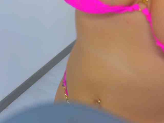 Izabelle02