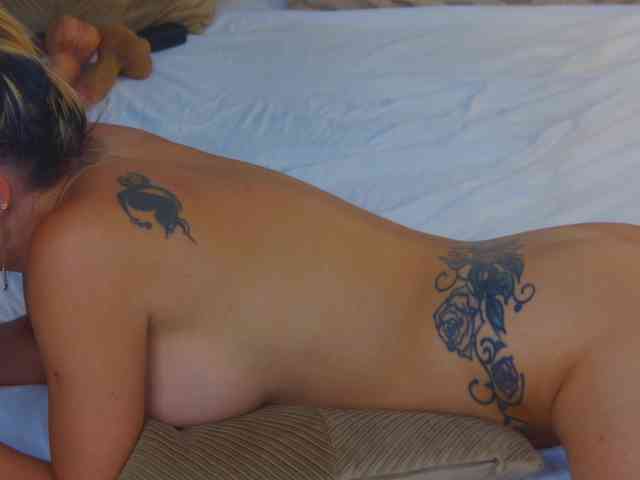 Izabelle02 Izabelle02