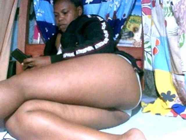 KellyhBerry webcam