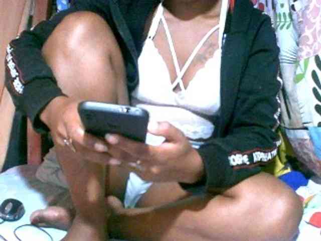 KellyhBerry webcam