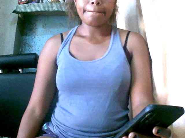 KellyhBerry webcam