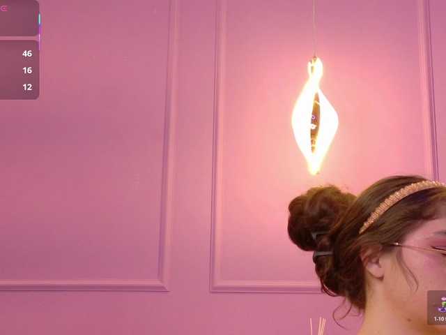 LeiaStone live cam on BongaCams