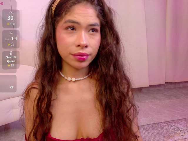 LeiaStone live cam on BongaCams
