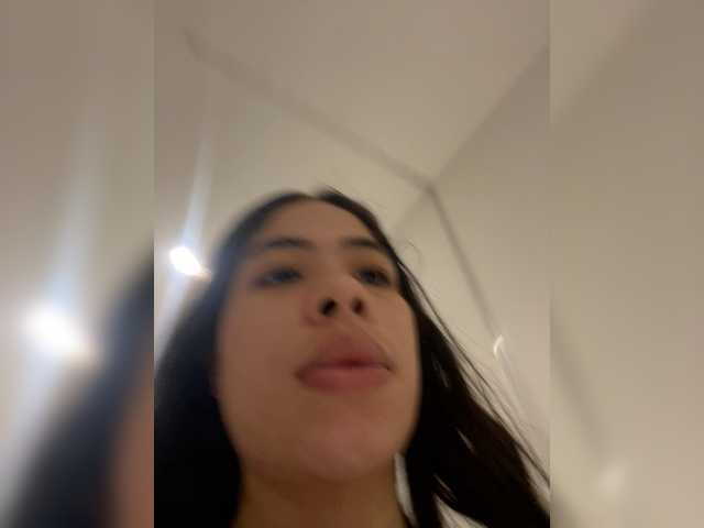 LeiaStone live cam on BongaCams