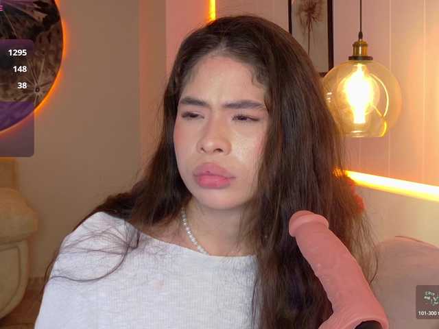 LeiaStone live cam on BongaCams