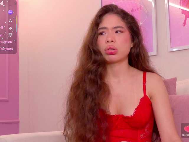 LeiaStone live cam on BongaCams