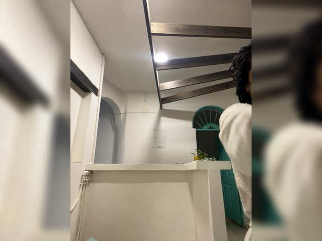 LeiaStone live cam on BongaCams