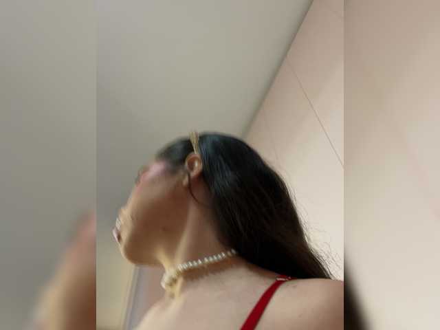 LeiaStone live cam on BongaCams