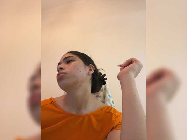 LeiaStone live cam on BongaCams
