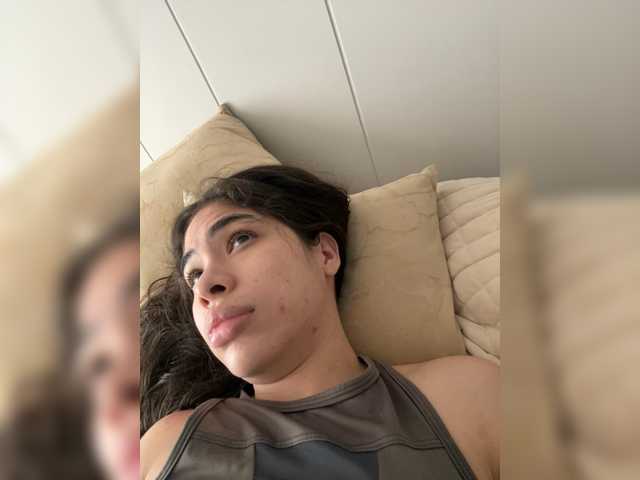 LeiaStone live cam on BongaCams