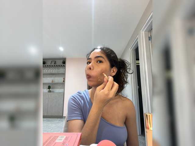 LeiaStone live cam on BongaCams