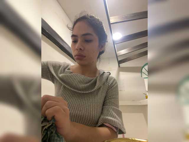 LeiaStone live cam on BongaCams