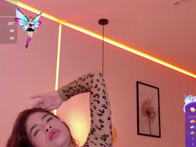 LeiaStone live cam on BongaCams