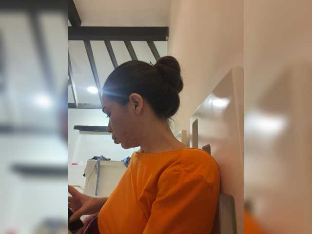 LeiaStone live cam on BongaCams