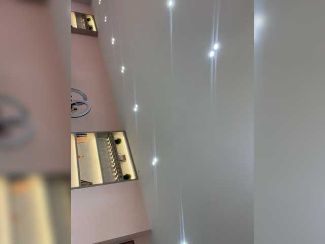 LeiaStone live cam on BongaCams