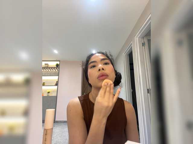 LeiaStone live cam on BongaCams