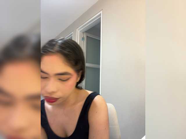 LeiaStone live cam on BongaCams