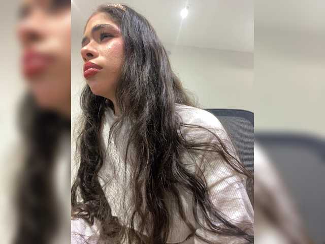 LeiaStone live cam on BongaCams