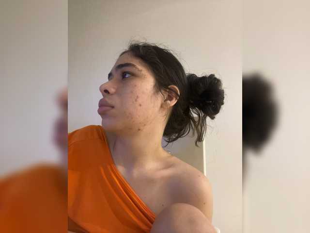 LeiaStone live cam on BongaCams
