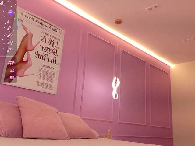 LeiaStone live cam on BongaCams
