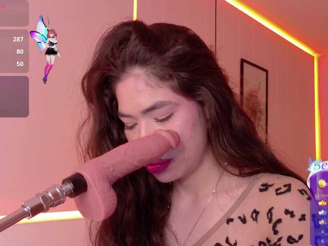 LeiaStone live cam on BongaCams