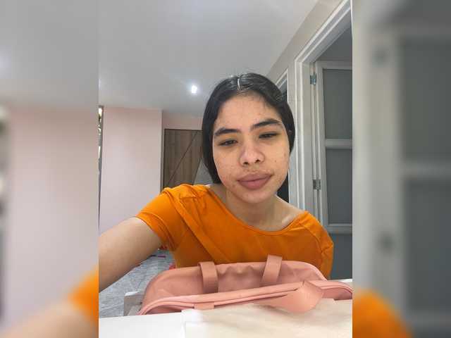 LeiaStone live cam on BongaCams