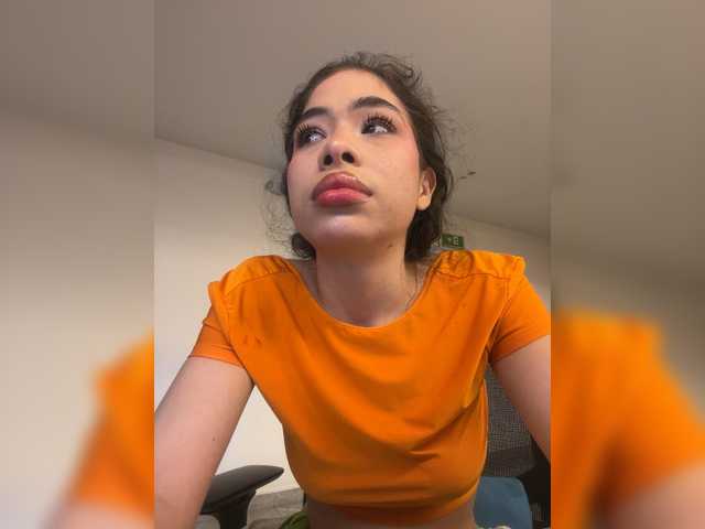 LeiaStone live cam on BongaCams