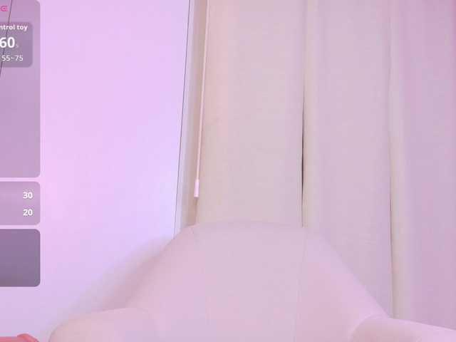 LeiaStone live cam on BongaCams