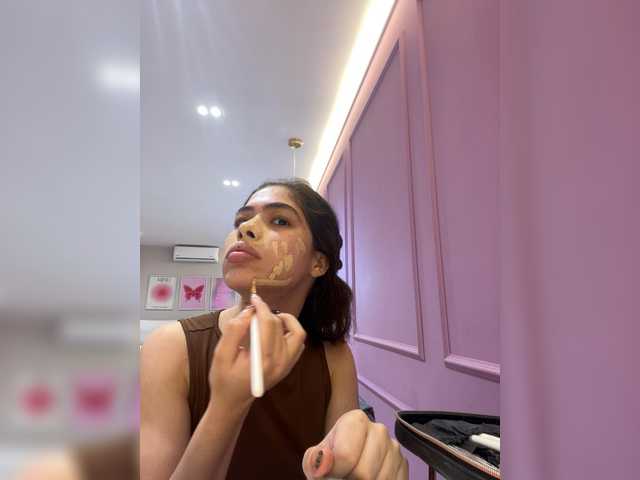 LeiaStone live cam on BongaCams