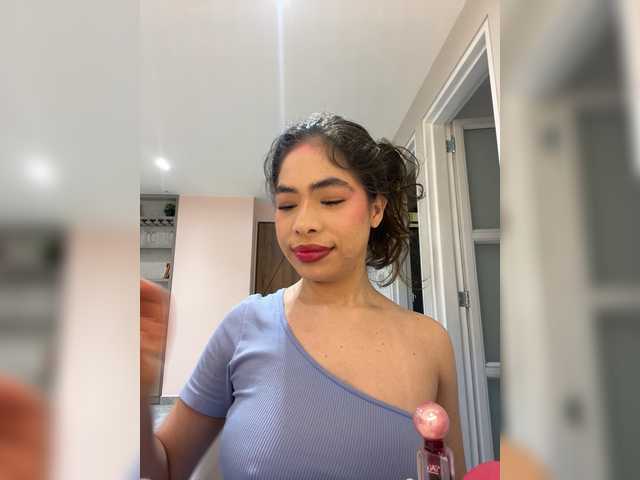 LeiaStone live cam on BongaCams