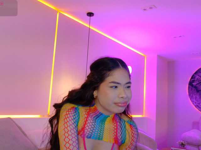 LeiaStone live cam on BongaCams