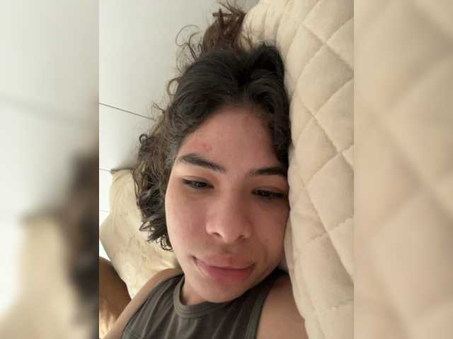 LeiaStone live cam on BongaCams