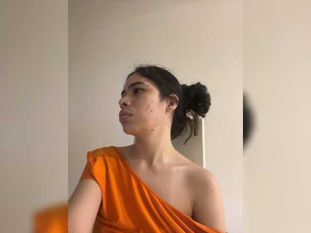 LeiaStone live cam on BongaCams