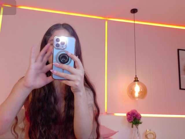 LeiaStone live cam on BongaCams