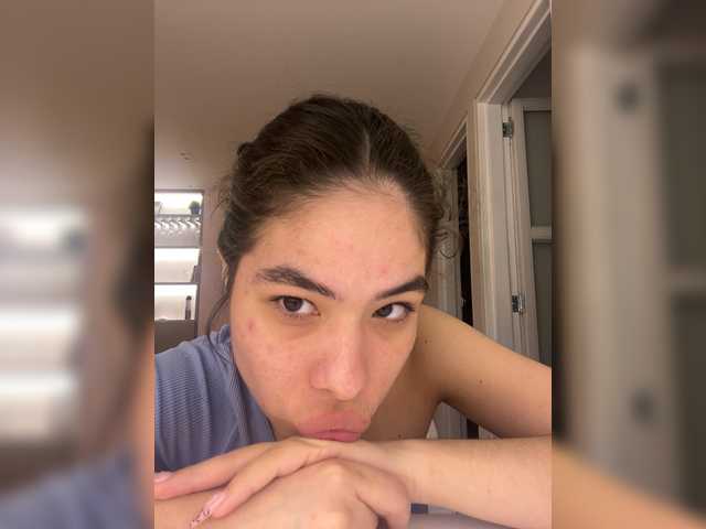 LeiaStone live cam on BongaCams