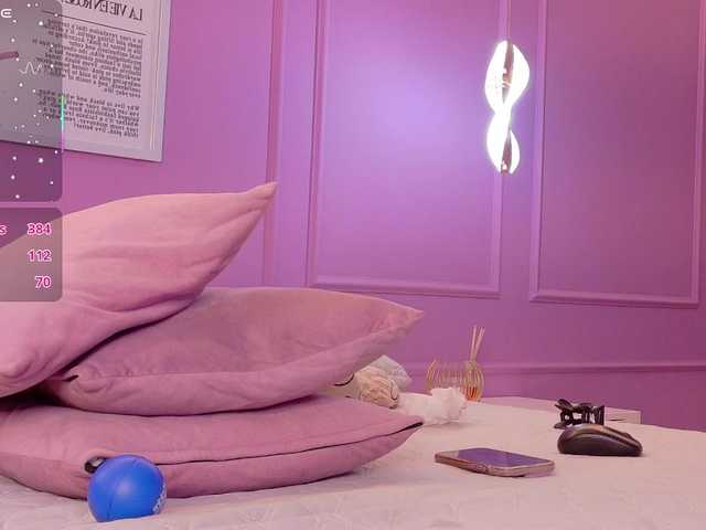 LeiaStone live cam on BongaCams