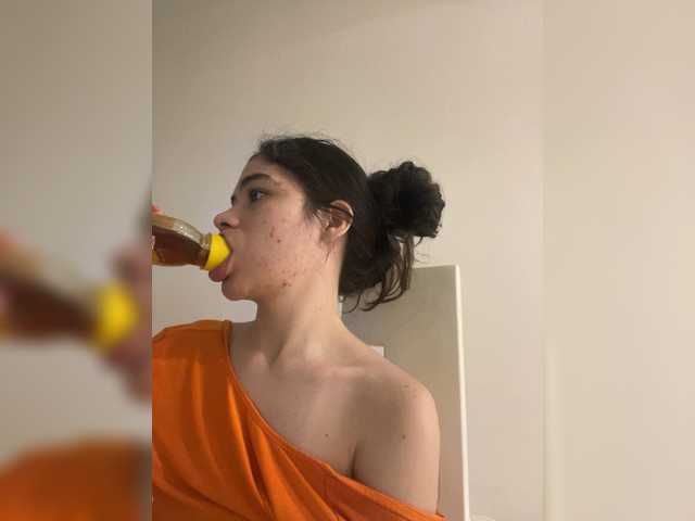 LeiaStone live cam on BongaCams