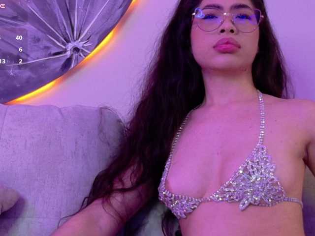 LeiaStone live cam on BongaCams