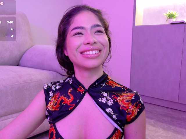 LeiaStone live cam on BongaCams