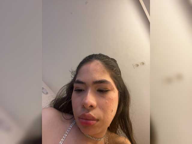 LeiaStone live cam on BongaCams