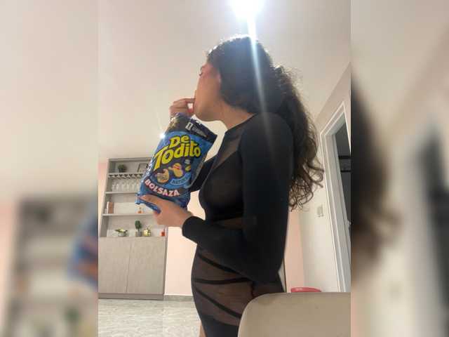 LeiaStone live cam on BongaCams