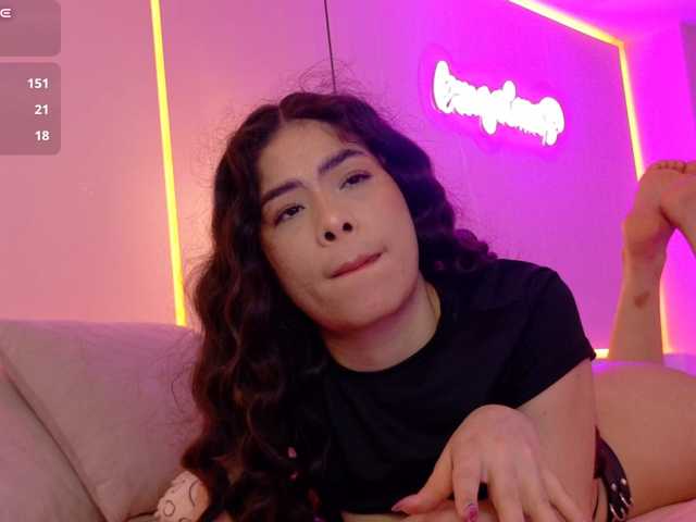 LeiaStone live cam on BongaCams