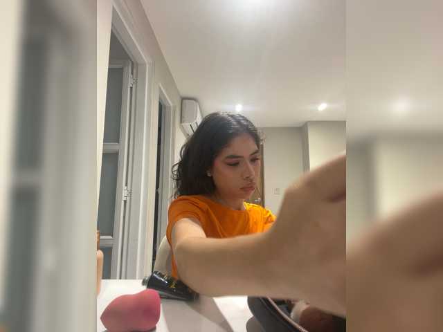 LeiaStone live cam on BongaCams