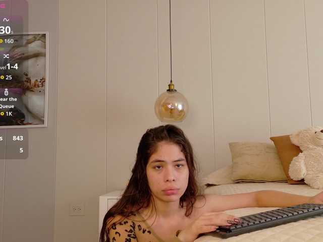 LeiaStone live cam on BongaCams