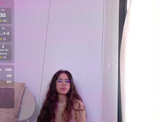 LeiaStone live cam on BongaCams