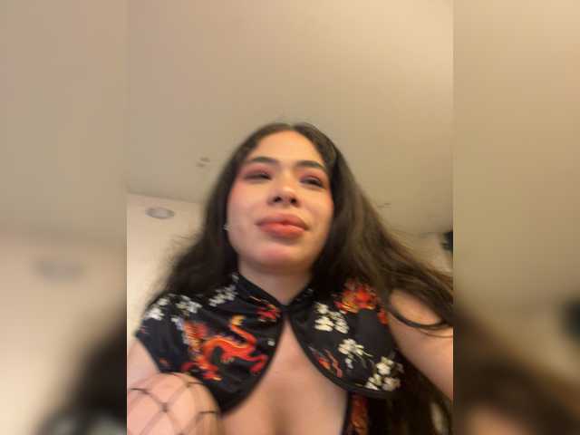 LeiaStone live cam on BongaCams