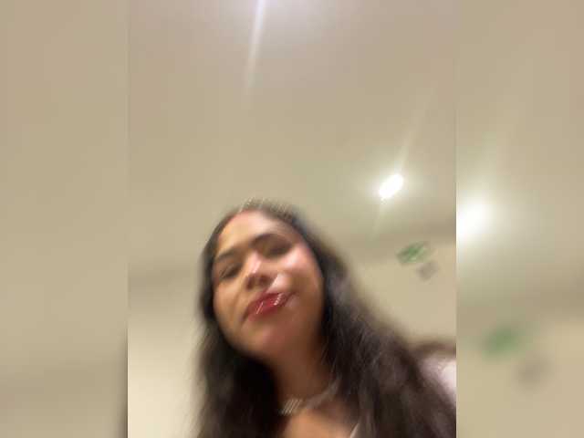 LeiaStone live cam on BongaCams