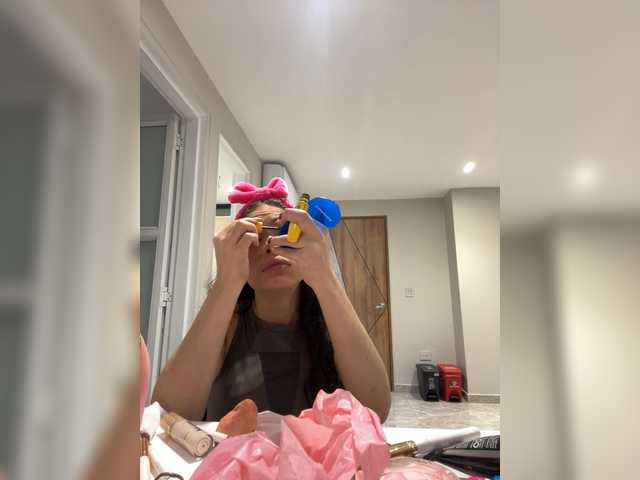 LeiaStone live cam on BongaCams