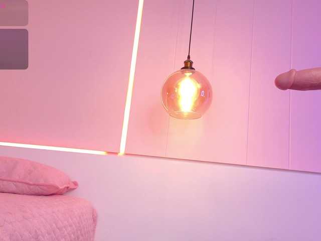 LeiaStone live cam on BongaCams