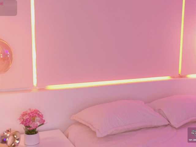 LeiaStone live cam on BongaCams